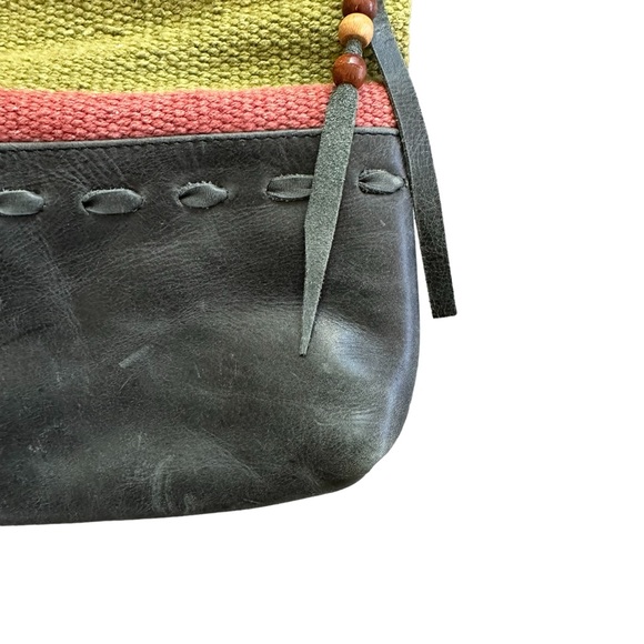 EUC Raj Southwest Print Crossbody - Picture 9 of 15